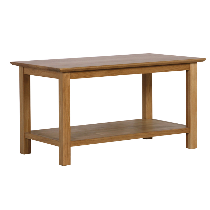 Modernt soffbord i ek